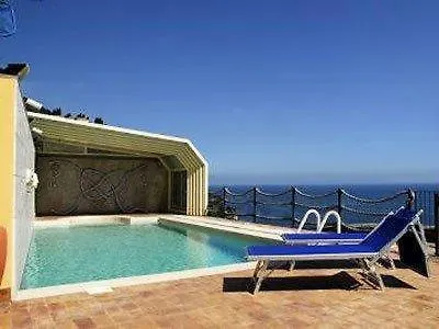 Penzion Hub Torre Di Cesare Stanze 3*